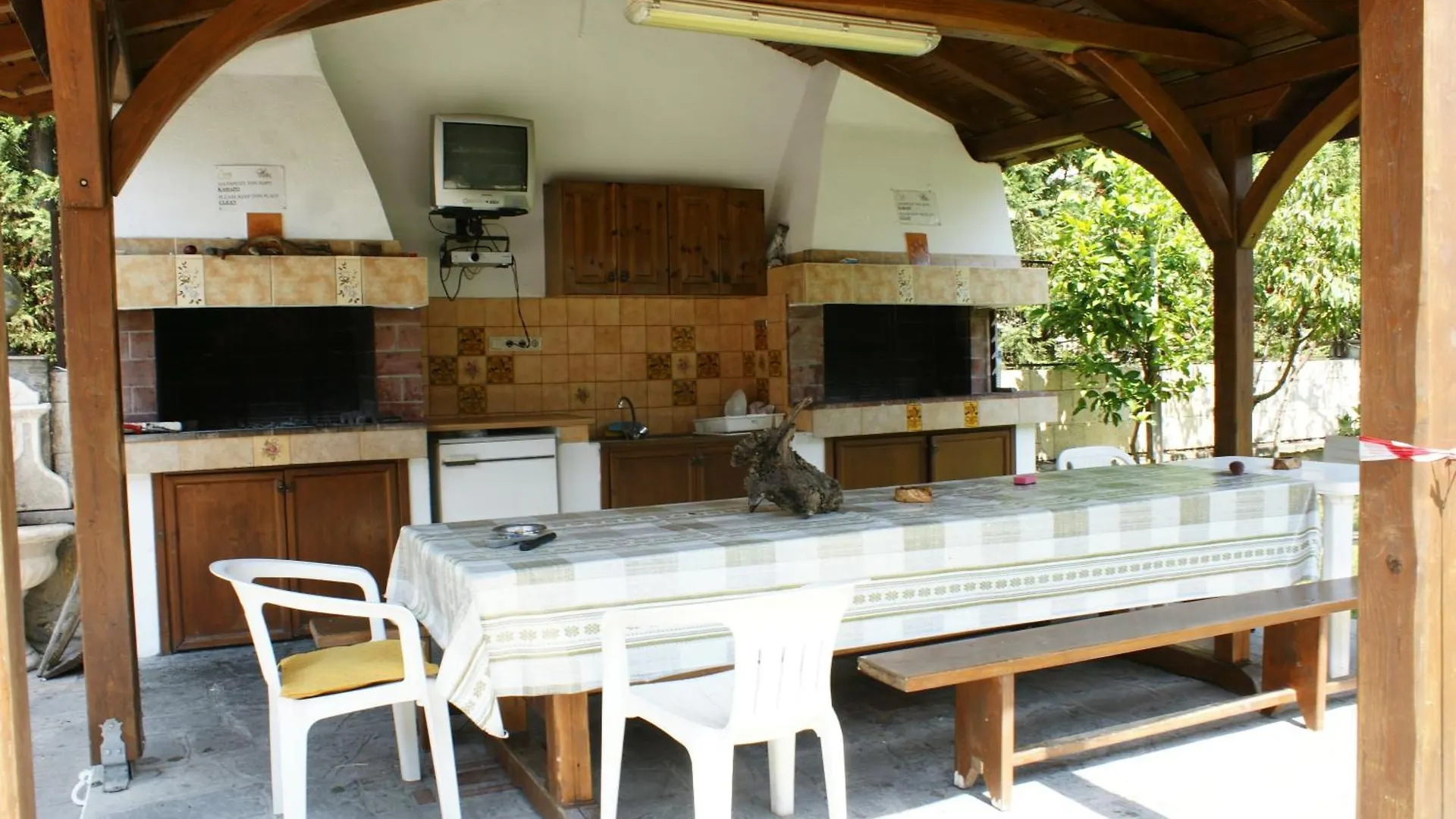 Haus Platanos Apartments & Bungalows By The Sea 보우르보우로우 그리스