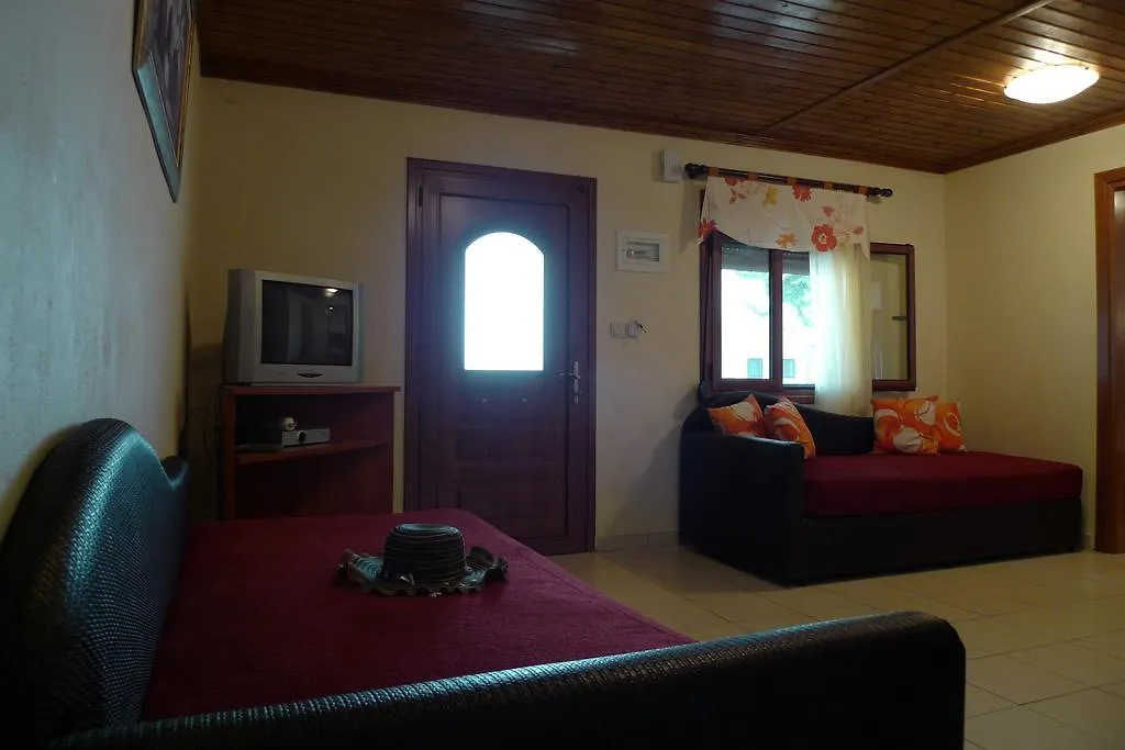 Haus Platanos Apartments & Bungalows By The Sea 보우르보우로우 Chalkidiki