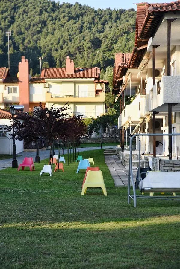 Haus Platanos Apartments & Bungalows By The Sea Vourvourou Yunanistan
