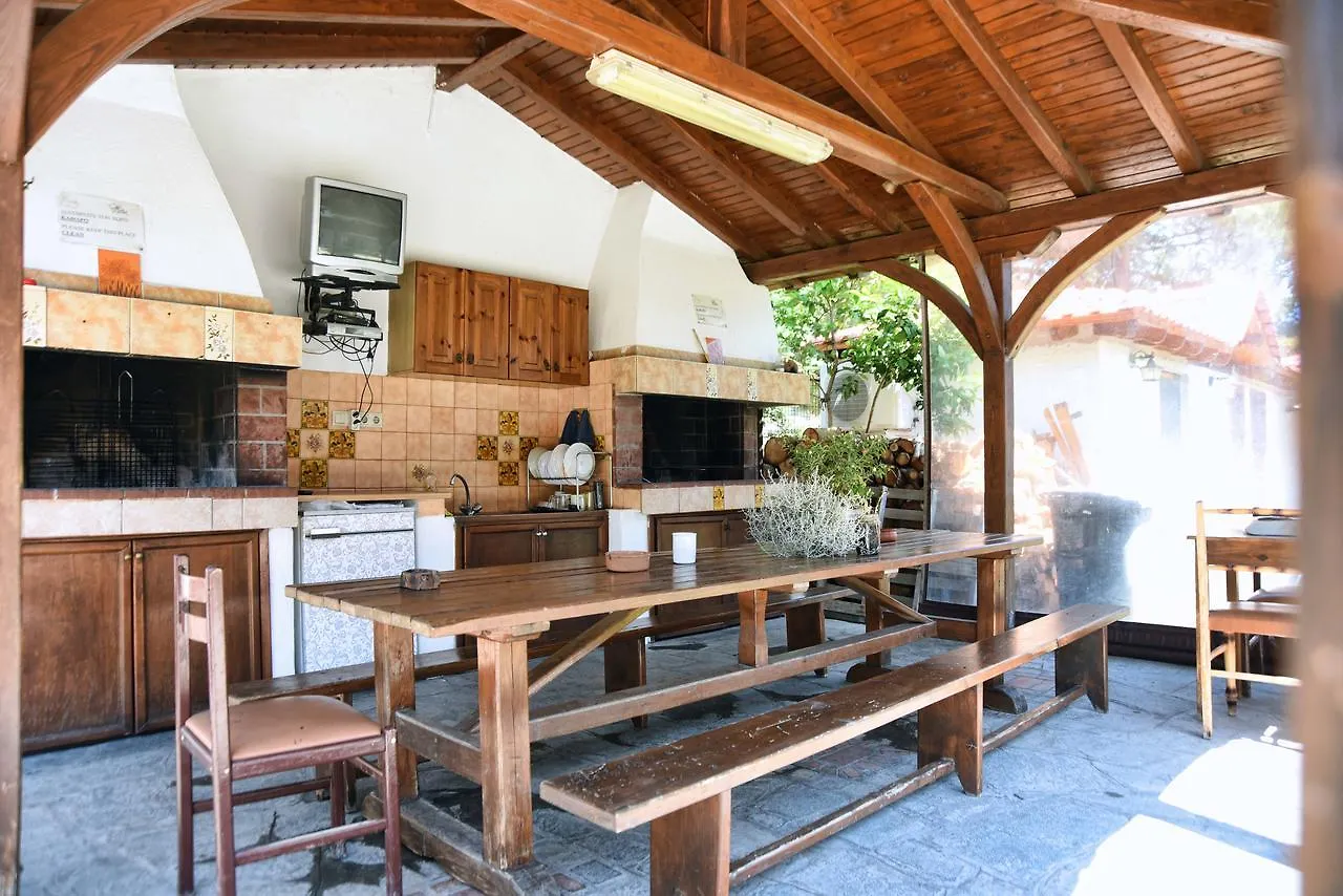 Haus Platanos Apartments & Bungalows By The Sea Vourvourou Halkidiki