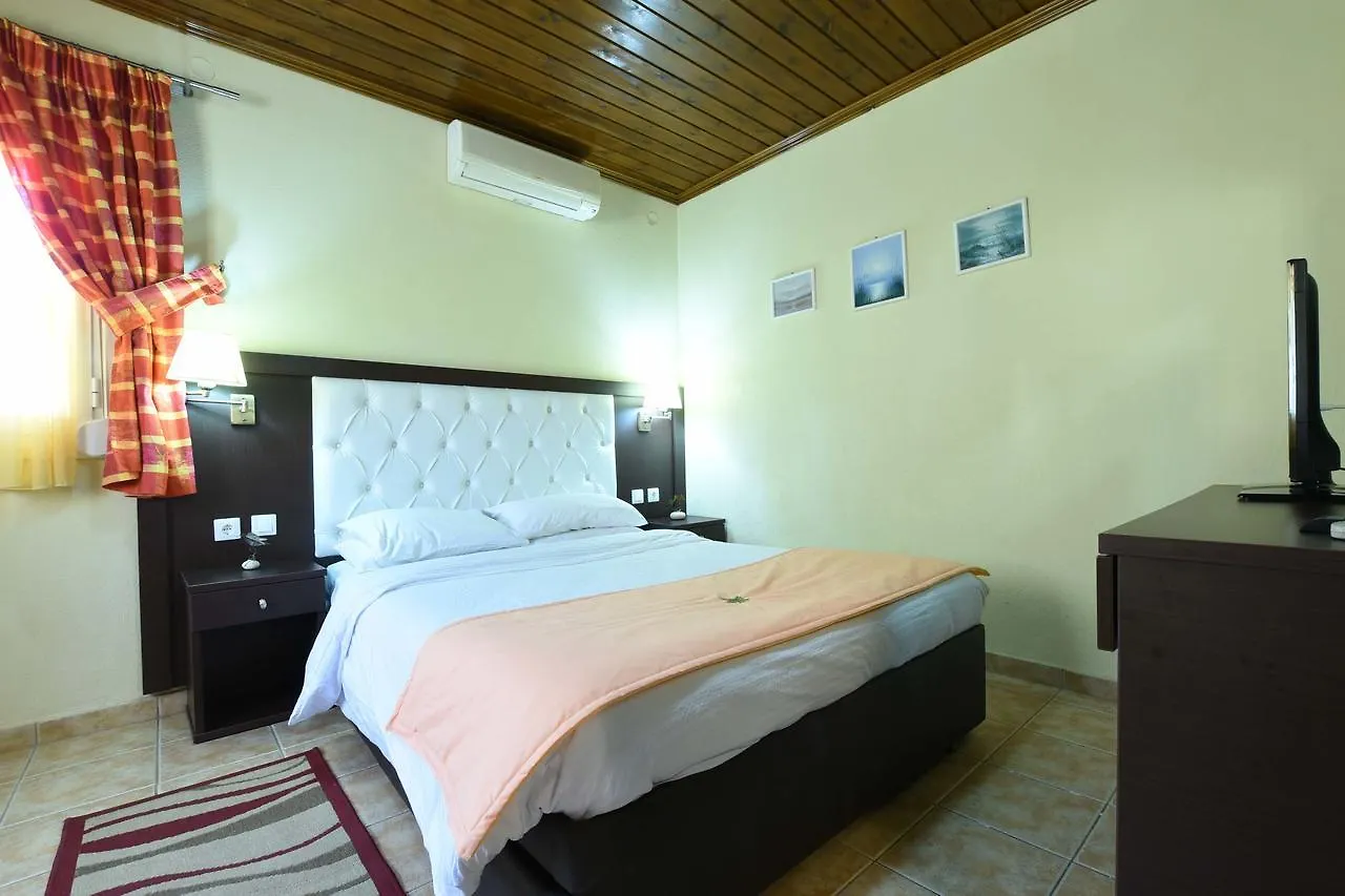 Haus Platanos Apartments & Bungalows By The Sea Vourvourou 0*, Halkidiki