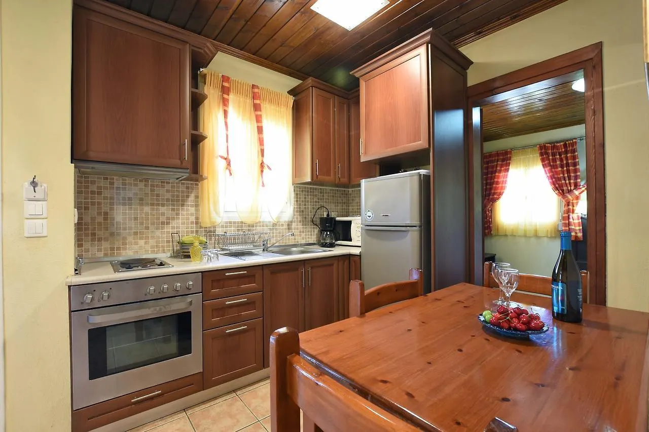 Haus Platanos Apartments & Bungalows By The Sea Vourvourou