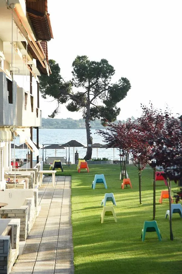Haus Platanos Apartments & Bungalows By The Sea Vourvourou